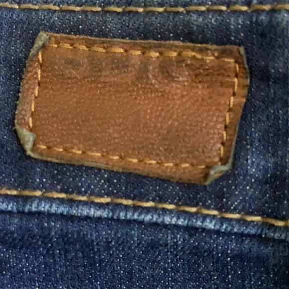 BDG Slim Straight Dark Wash Jeans - Size 27 - Picture 5 of 6